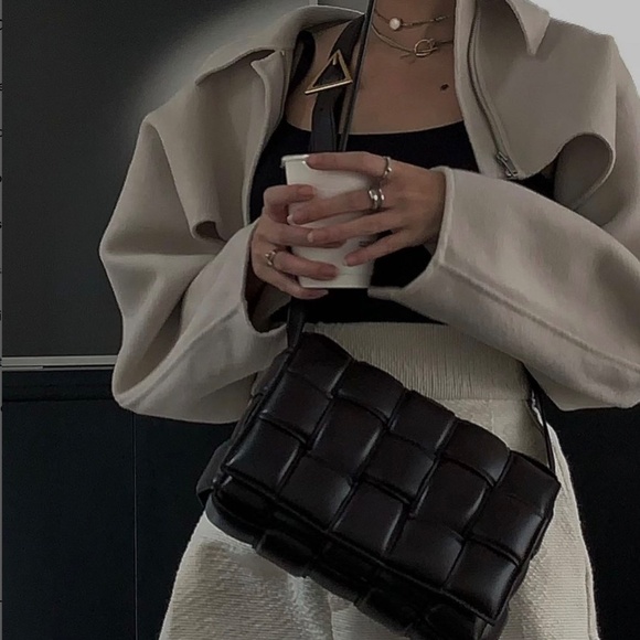 Bottega Veneta Padded Intrecciato Lambskin Cassette Cross-Body Bag In Avocado - Picture 6 of 16